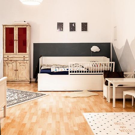 Family-Friendly Apartment In The Center Of Берлин Экстерьер фото