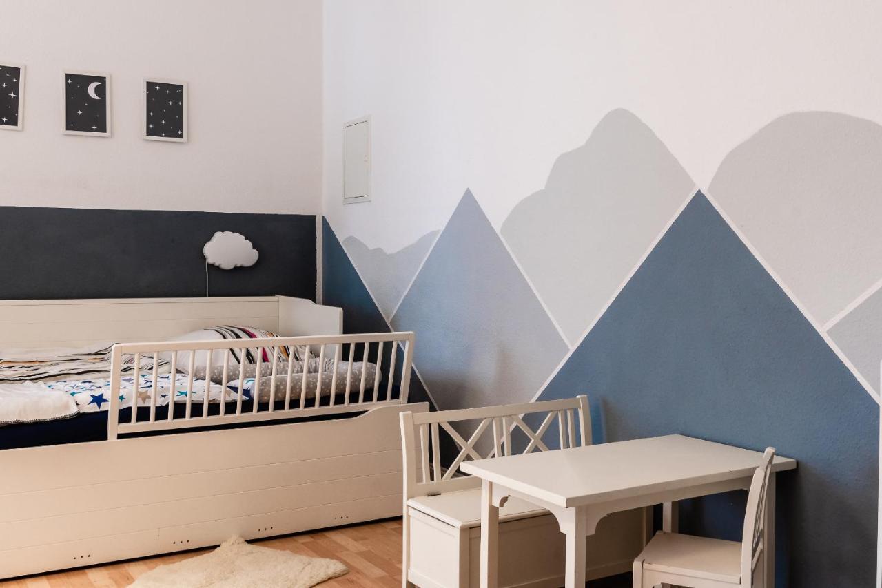 Family-Friendly Apartment In The Center Of Берлин Экстерьер фото