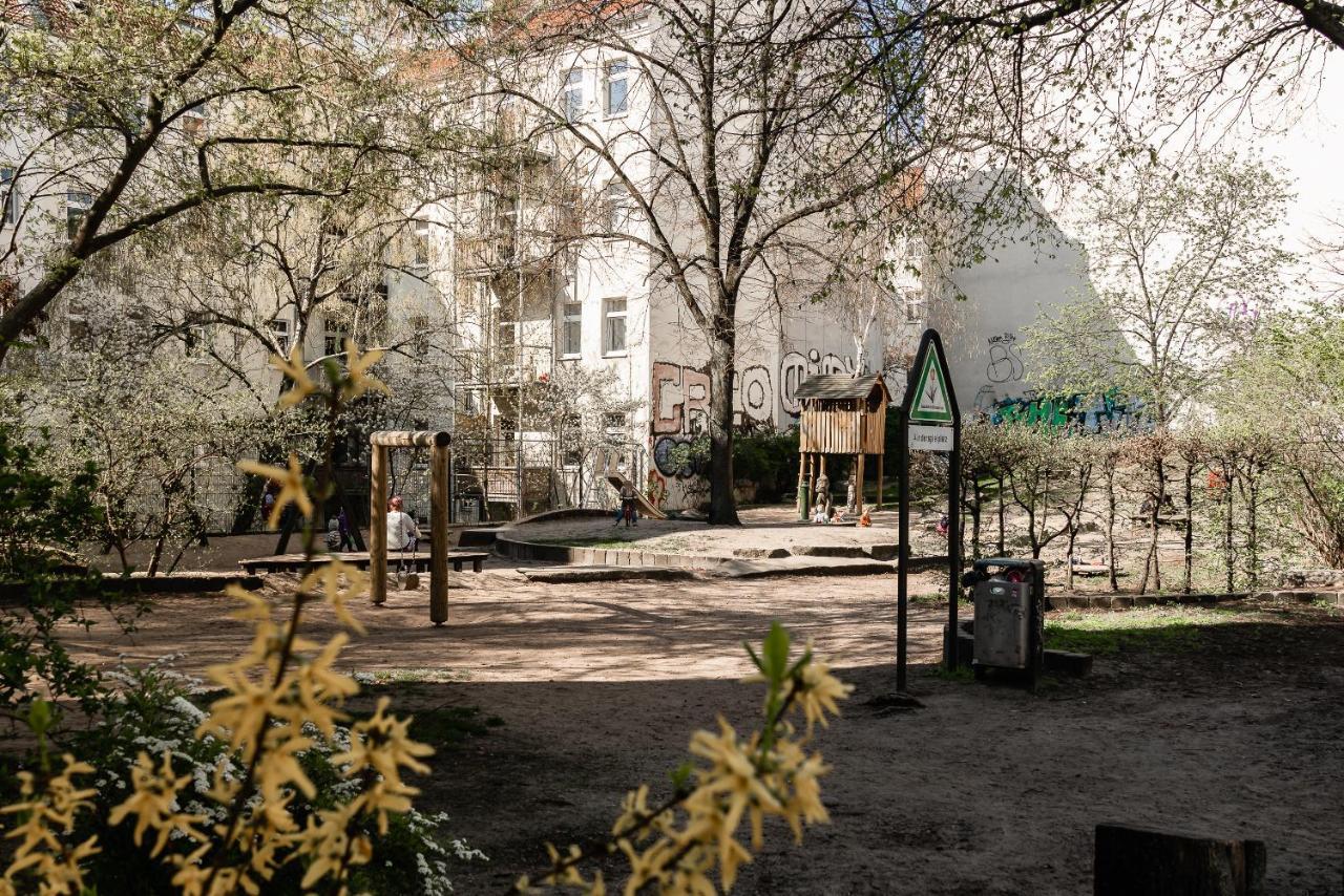Family-Friendly Apartment In The Center Of Берлин Экстерьер фото